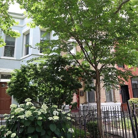 3-Bedroom House With Cute Patio Explore Dc On Foot Distrito de Colúmbia Exterior foto